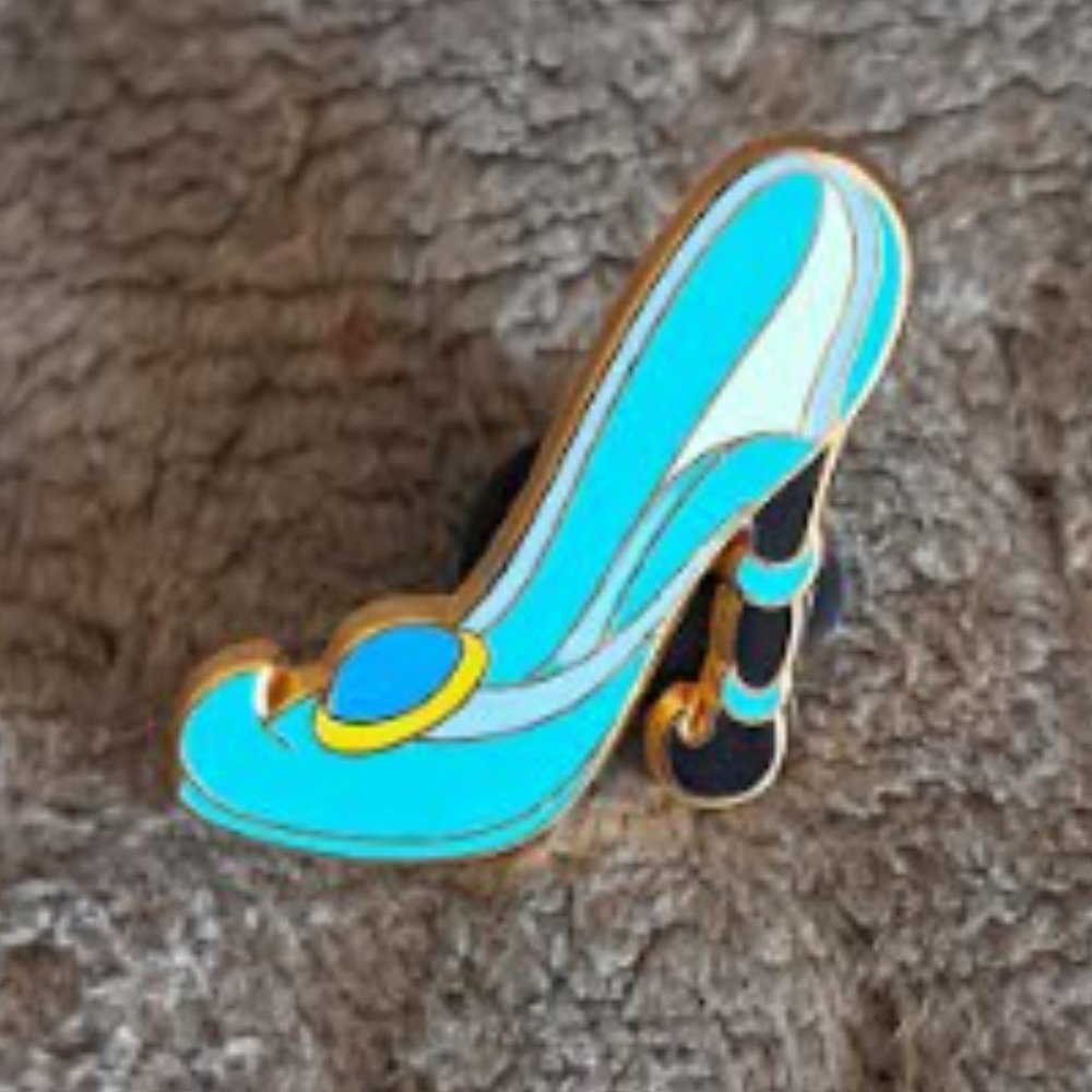 NWOB Disney Princess Jasmine Aladdin Shoe Pin